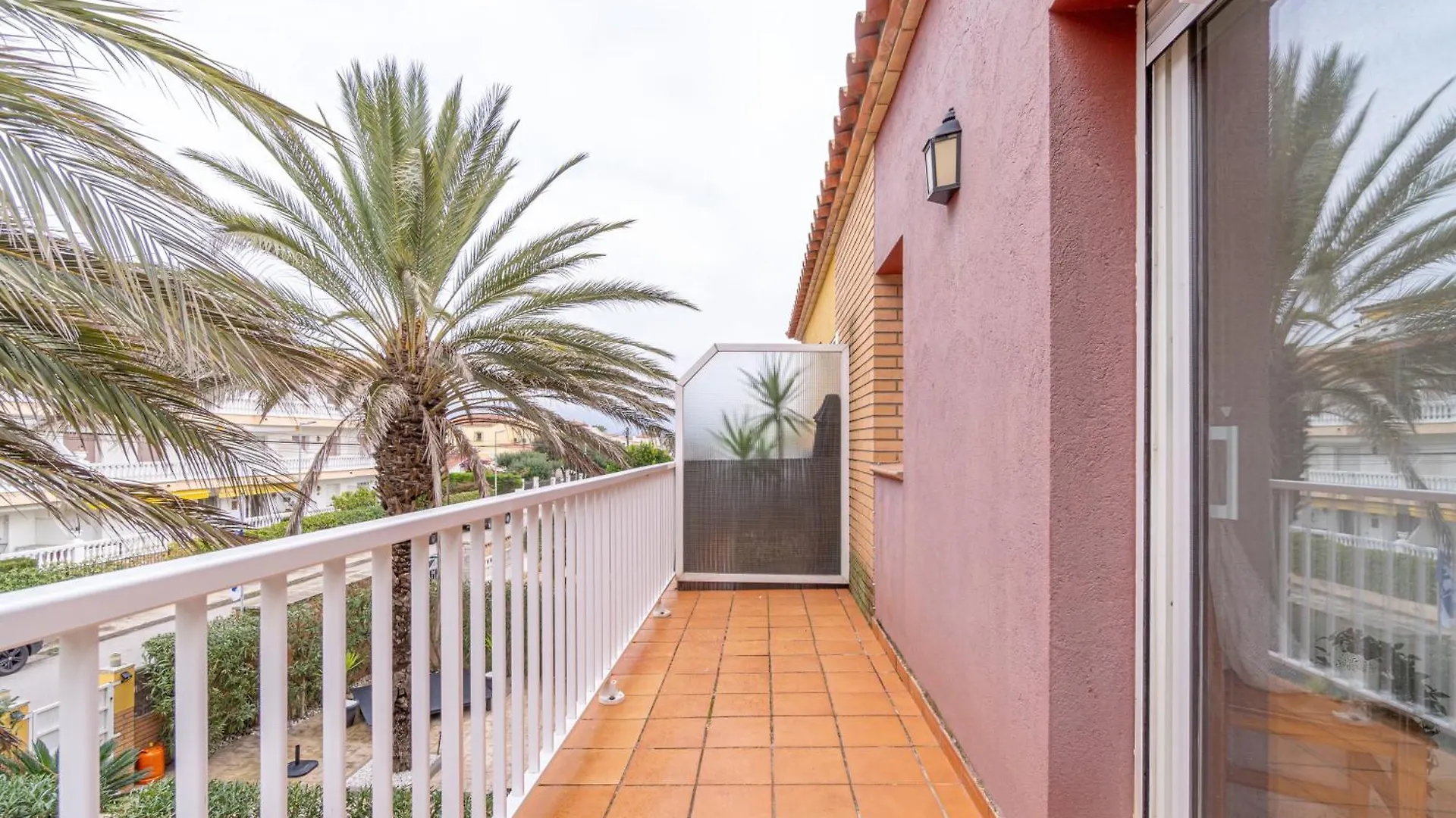 Jouvacations Villa 3 Freser Empuriabrava Chalet